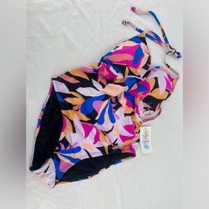 Sugar Beach one‎ piece swimsuit, size Large, halter style